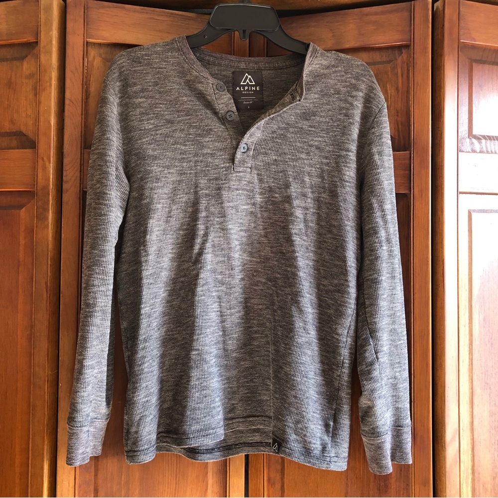 Men’s Henley Top